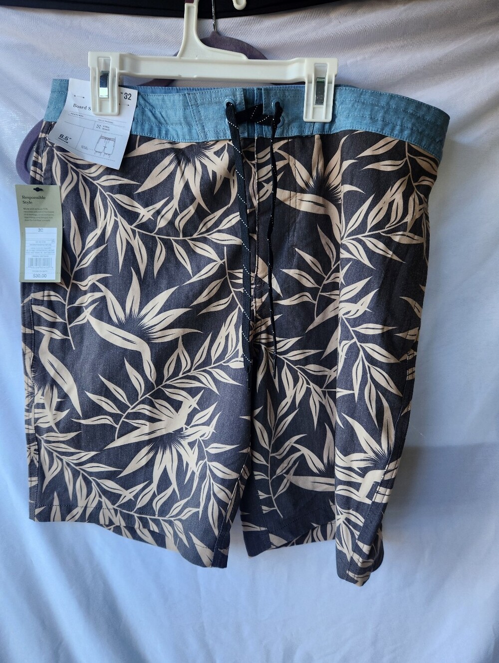 NWT Men's Board Shorts